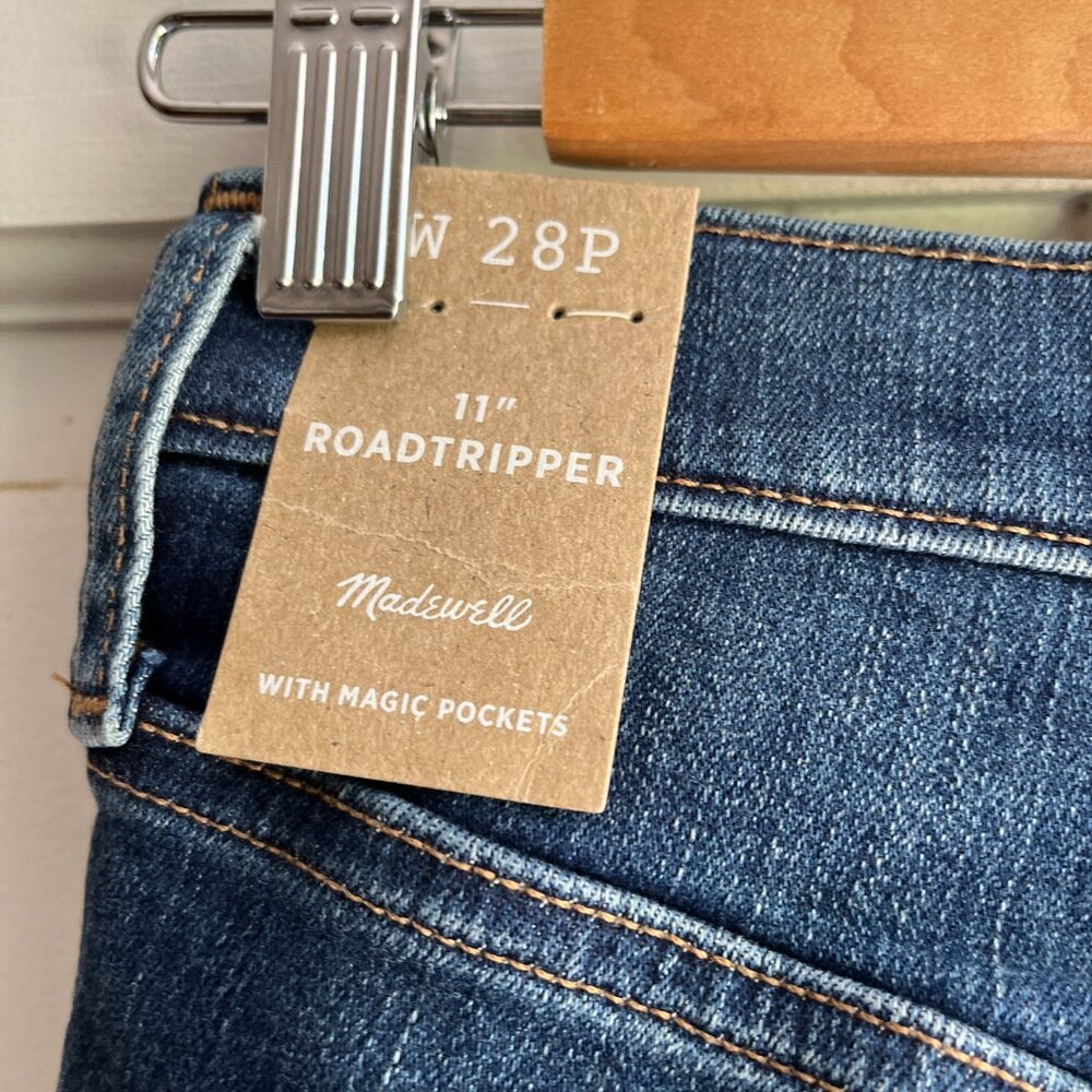 NWT Madewell Roadtripper Jean Size 28P - Picture 10 of 12